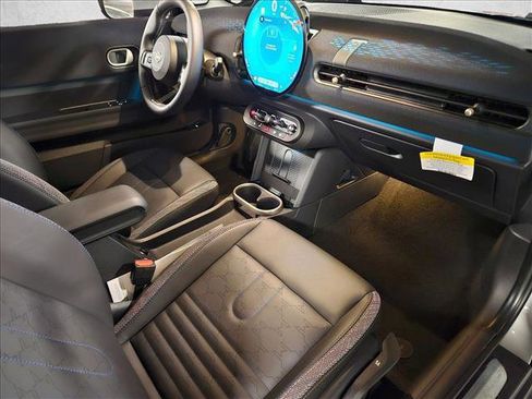 Certified 2025 MINI Cooper S FWD image 20