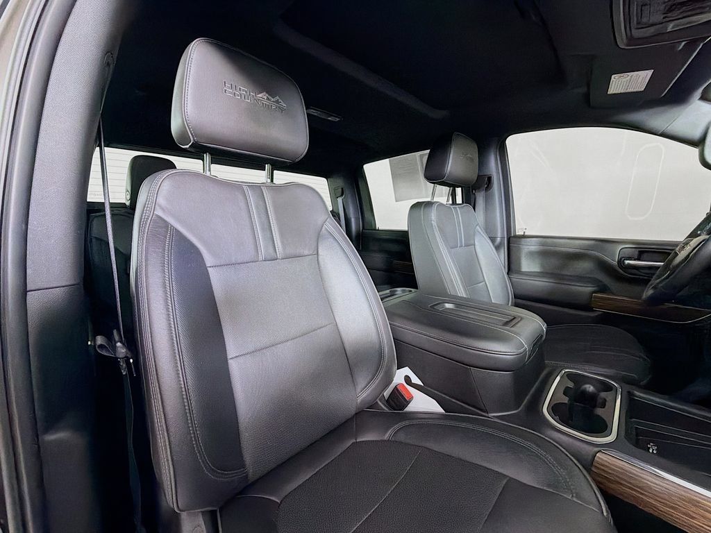 Used 2020 Chevrolet Silverado 2500 High Country w/ Technology Package AWD/4WD image 26