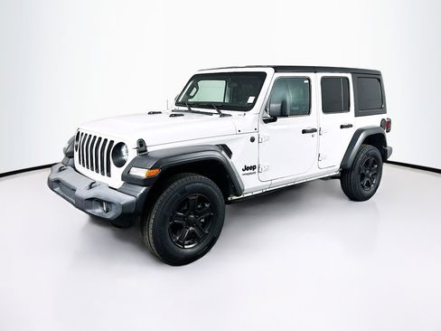 Used 2022 Jeep Wrangler Sport S image 3