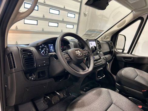 New 2026 RAM ProMaster 2500 w/ Convenience Group image 15