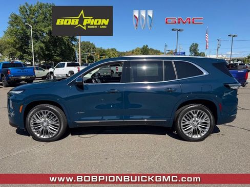 New 2027 Buick Enclave Avenir w/ LPO, Floor Liner Package AWD/4WD image 2