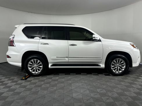 Used 2019 Lexus GX 460 Premium image 23