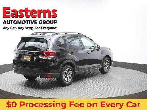 Used 2023 Subaru Forester Premium AWD/4WD image 45