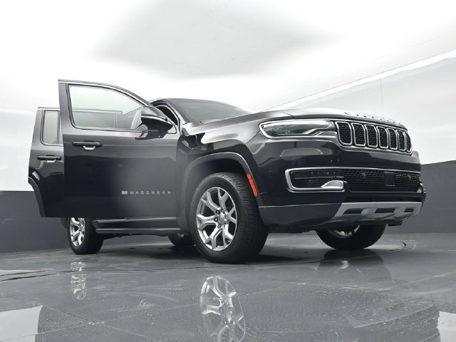 Used 2022 Jeep Wagoneer Series II AWD/4WD image 71