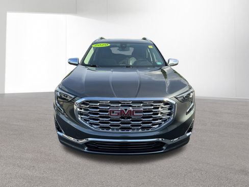 Used 2020 GMC Terrain Denali w/ Denali Premium Package AWD/4WD image 8