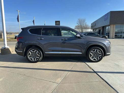 Used 2022 Hyundai Santa Fe Limited image 7