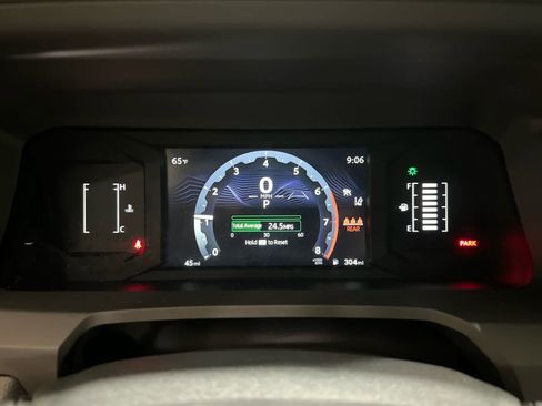 New 2026 Toyota Tacoma SR image 18