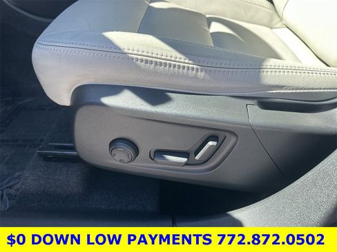 Used 2021 Volvo XC40 T5 Momentum w/ Protection Package Premier image 22