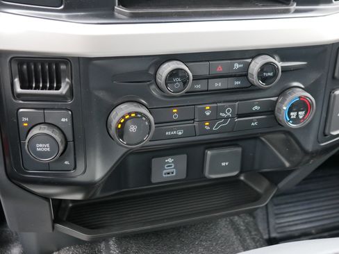 New 2025 Ford F550 4x4 SuperCab Super Duty image 15