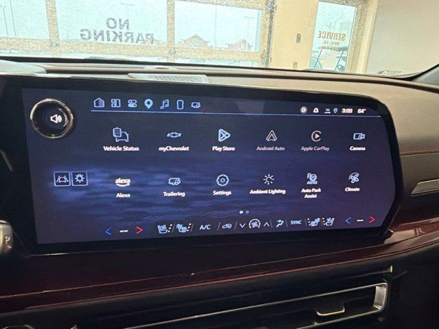 Used 2025 Chevrolet Traverse RS w/ LPO, Floor Liner Package AWD/4WD image 30