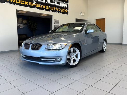 Used 2012 BMW 335i Convertible RWD image 57