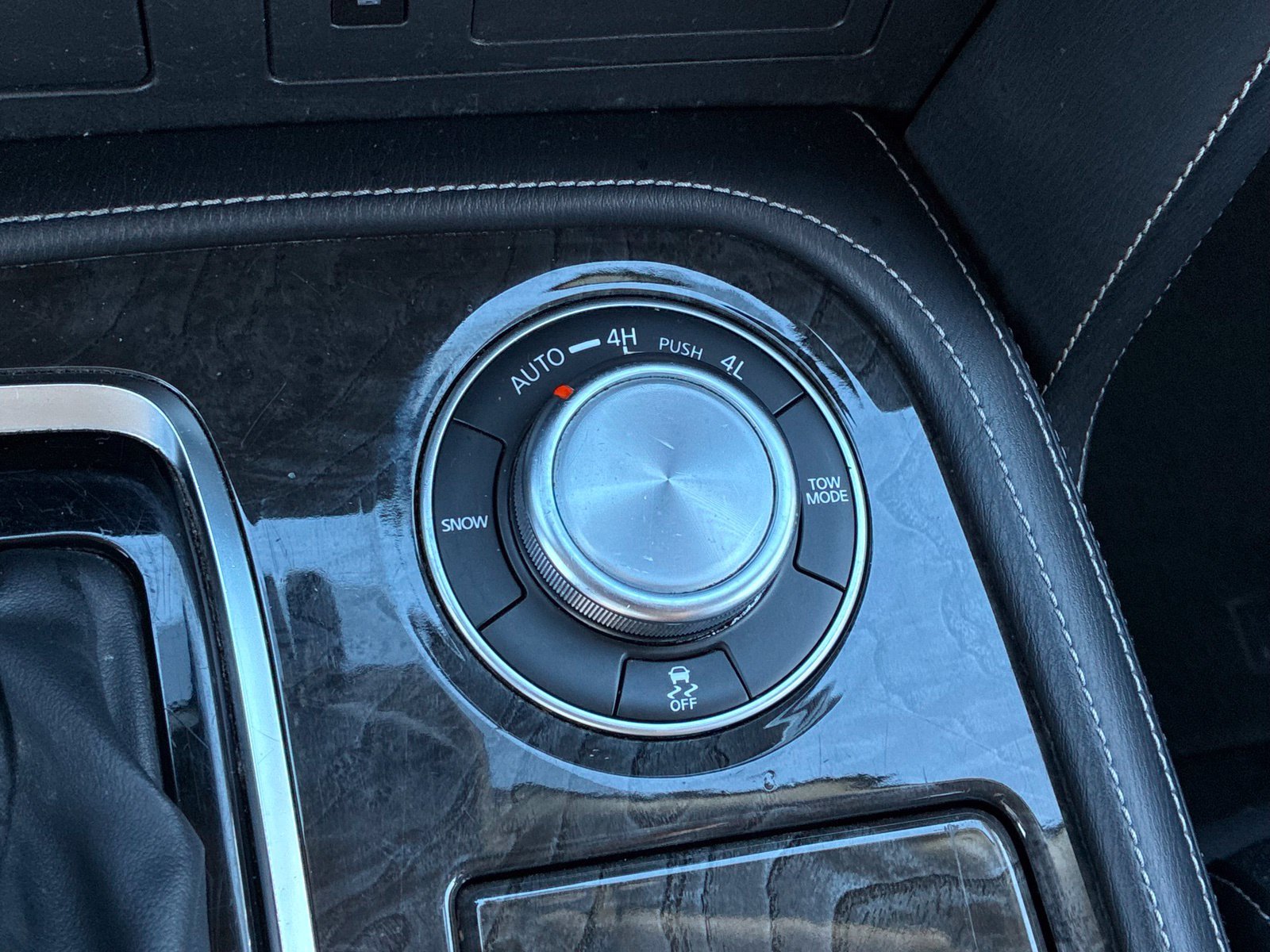 Used 2024 INFINITI QX80 Luxe AWD/4WD image 24
