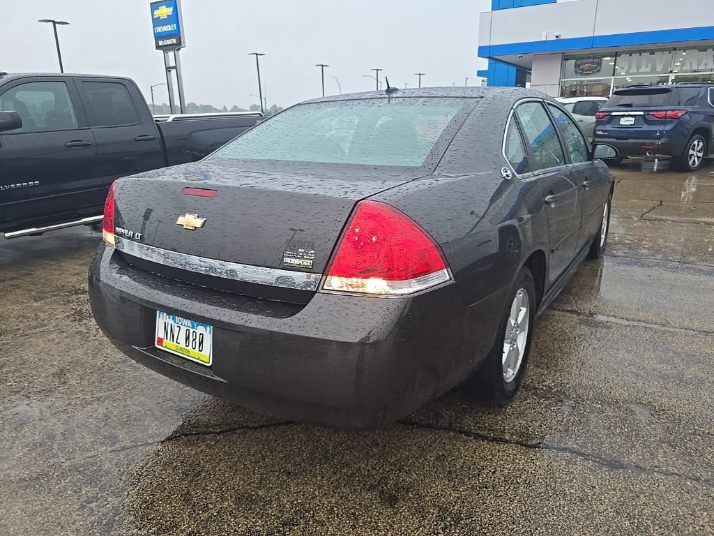 Used 2009 Chevrolet Impala LT FWD image 5