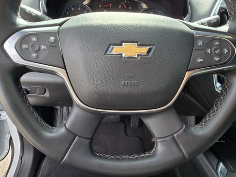 Certified 2023 Chevrolet Traverse LT image 24