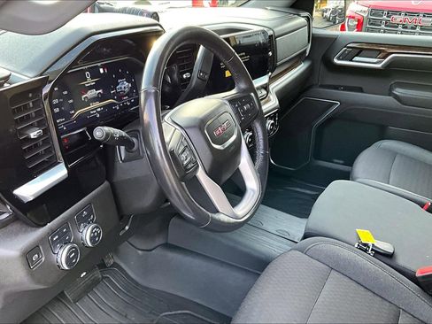 Used 2022 GMC Sierra 1500 Elevation image 14