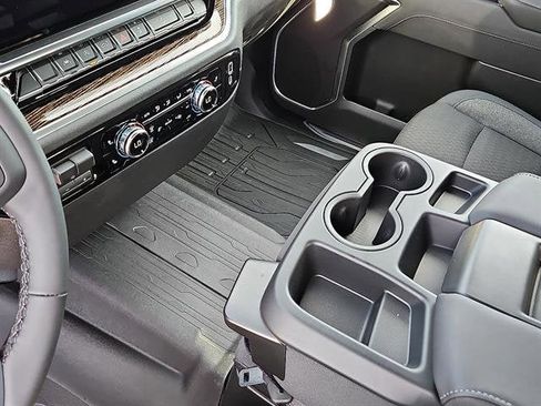 New 2026 GMC Sierra 1500 Elevation image 20