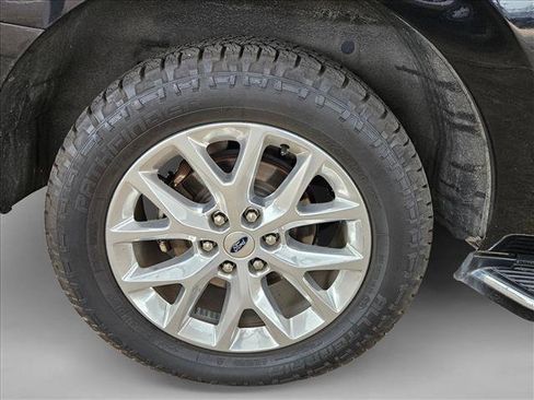 Certified 2021 Ford Expedition XLT RWD image 18