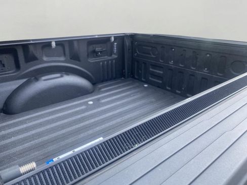 Certified 2019 Ford F150 Raptor w/ Equipment Group 802A Luxury AWD/4WD image 7