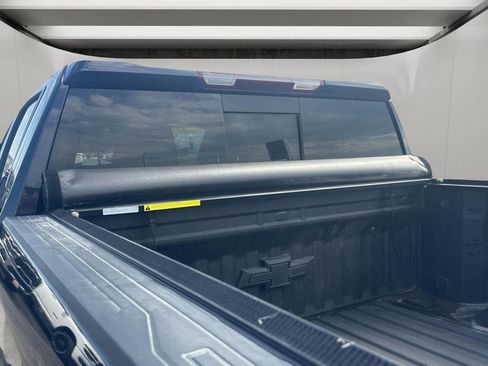 Used 2024 Chevrolet Silverado 1500 LT AWD/4WD image 33