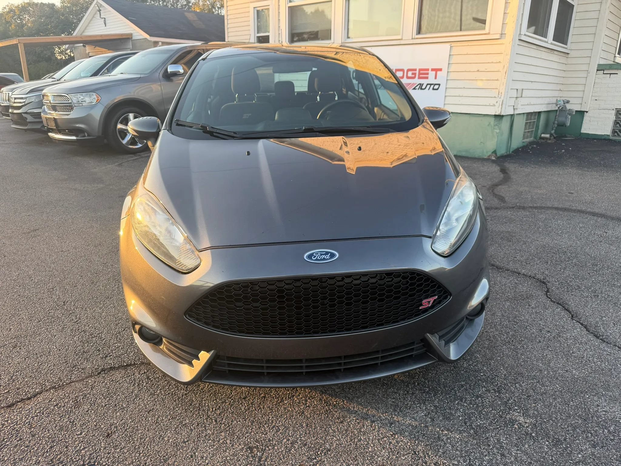 Used 2016 Ford Fiesta ST FWD image 4