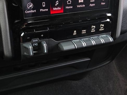 Used 2026 RAM 2500 Big Horn AWD/4WD image 27
