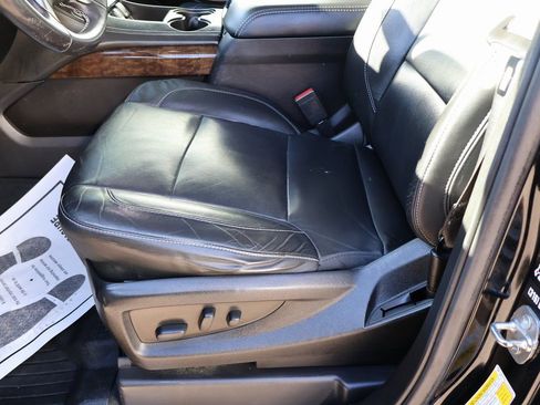 Used 2020 Chevrolet Tahoe LT image 42