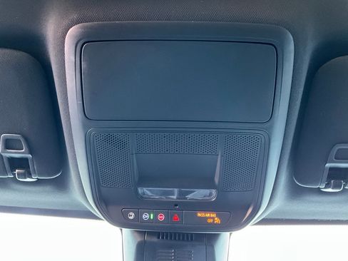 Used 2025 Chevrolet Equinox LT image 16