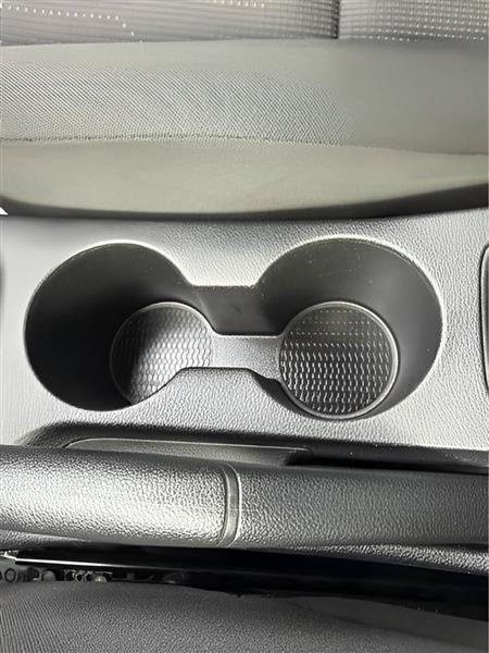 Used 2022 Hyundai Venue SE FWD image 34