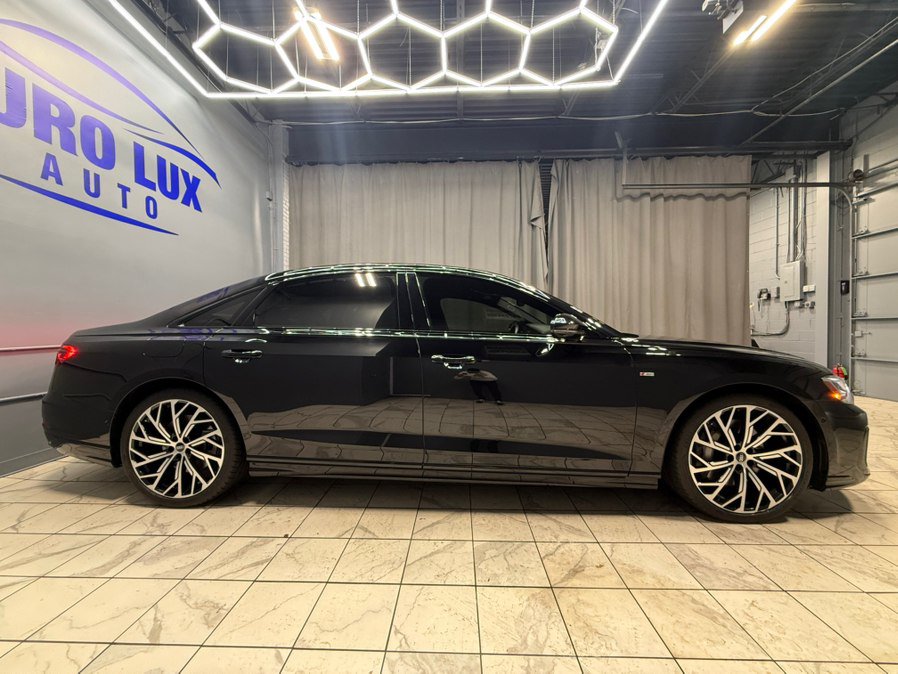 Used 2022 Audi A8 L 3.0T AWD/4WD image 5