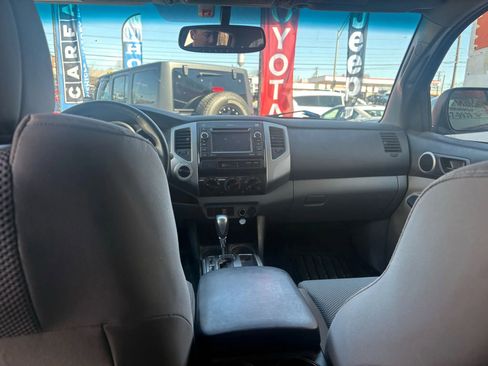 Used 2012 Toyota Tacoma 4x4 Double Cab w/ TRD Sport Upgrade Pkg image 8