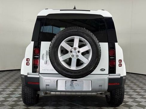 Used 2021 Land Rover Defender 110 S image 7