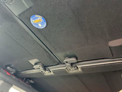 Used 2021 Ford Bronco Black Diamond image 28