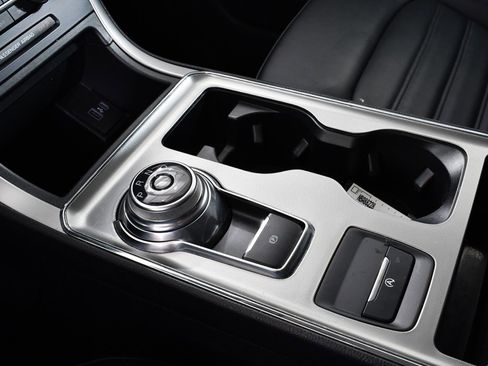 Used 2022 Ford Edge SEL w/ Convenience Package image 31