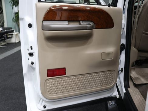 Used 2001 Ford F350 Lariat image 66