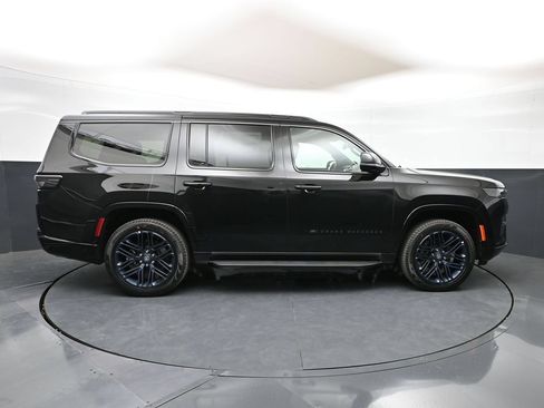 New 2026 Jeep Grand Wagoneer 4WD image 46