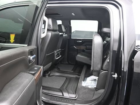 Used 2023 GMC Sierra 2500 Denali w/ Denali Black Diamond Edition AWD/4WD image 42