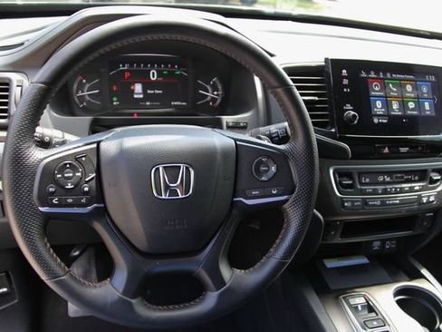 Used 2023 Honda Passport TrailSport image 21
