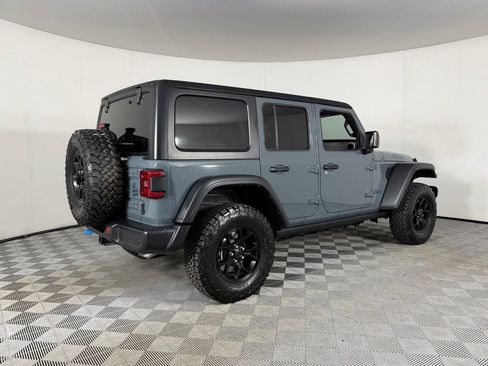 Used 2024 Jeep Wrangler Unlimited AWD/4WD image 7