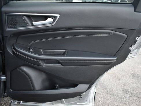 Used 2024 Ford Edge Titanium image 44