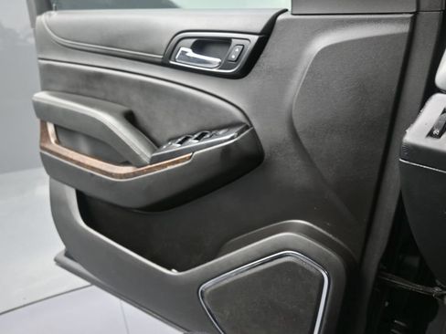 Used 2020 Chevrolet Tahoe LS RWD image 15