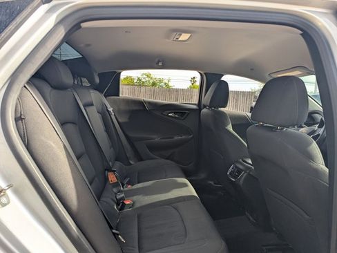 Used 2020 Chevrolet Malibu LT image 14