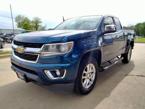 Used 2019 Chevrolet Colorado W/T image 1