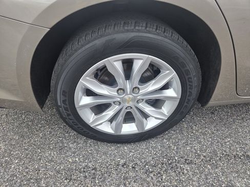 Used 2023 Chevrolet Malibu LT image 29