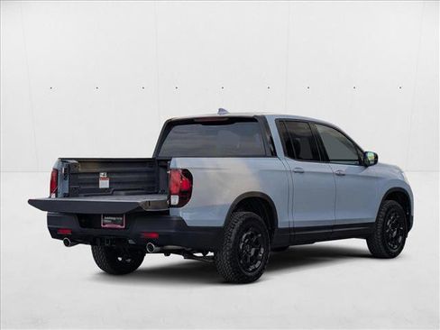 New 2025 Honda Ridgeline Sport+ image 2