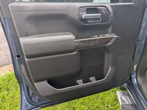 Used 2019 Chevrolet Silverado 1500 LT w/ All-Star Edition AWD/4WD image 9