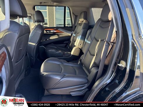 Used 2019 Cadillac Escalade Premium Luxury image 29