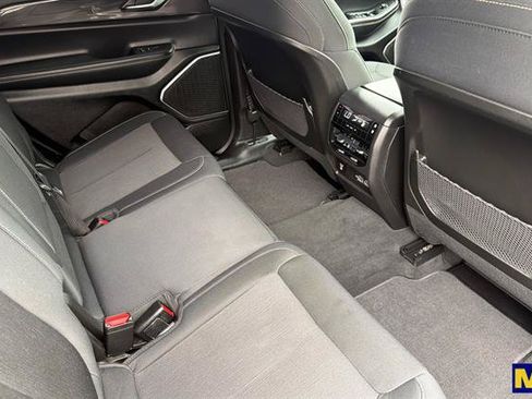 Used 2022 Jeep Grand Cherokee L Laredo w/ Luxury Tech Group I RWD image 19