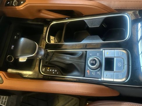 Used 2024 Kia Telluride SX X-Line AWD/4WD image 16