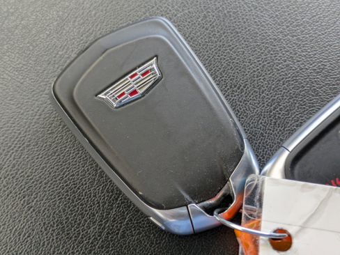 Used 2023 Cadillac XT5 Luxury image 25