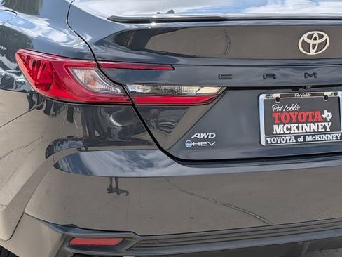 Used 2025 Toyota Camry SE w/ Convenience Package AWD/4WD image 9